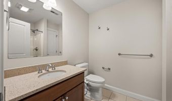 16 Streamview Dr 16, Cumberland, RI 02864