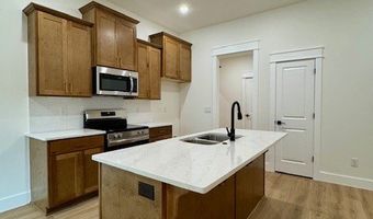 38 Woodbridge Dr, Bella Vista, AR 72714