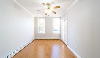 14 MEADOW St, Bayonne, NJ 07002