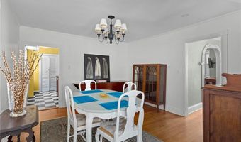 8 Sanford St, Newport, RI 02840