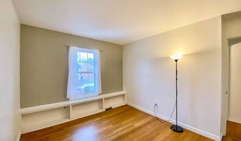 3479 Burbank Dr, Ann Arbor, MI 48105