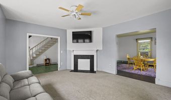 36 Vernon St, Auburn, ME 04210