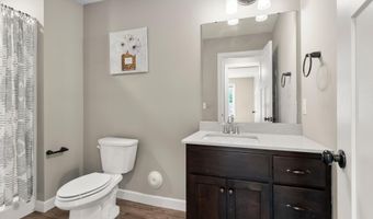 4313 Parkview Cir, Anoka, MN 55303