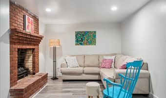 7 Grassy Brook Rd, Brookline, VT 05345