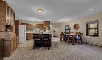 605 Chinook Ave SW, Avon, MN 56310