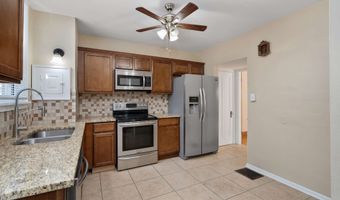 37 E Lakeview Ave, Columbus, OH 43202