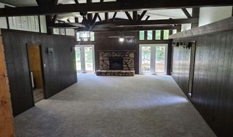 1800 White Dr, Batesville, AR 72501