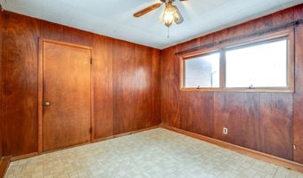 684 Sherwood Dr, Aurora, OH 44202