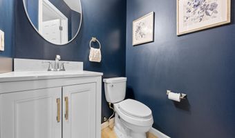 1658 PINEWIND Dr, Alburtis, PA 18011