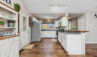 265 Barbour Dr, Aberdeen, OH 45101