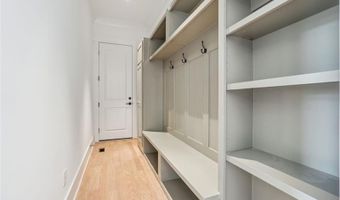 4132 Haverhill, Atlanta, GA 30342