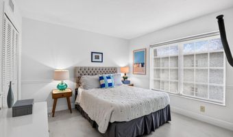 300 John F Kennedy Dr Ph8, Atlantis, FL 33462