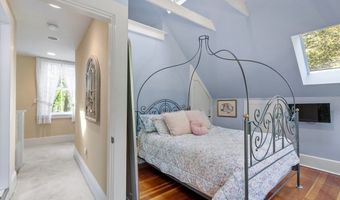 202 Paine St, Bellingham, MA 02019