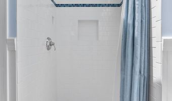 1486 Washington St, Bath, ME 04530