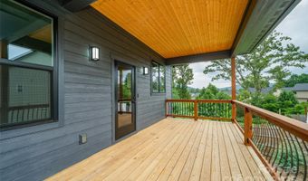 157 Meadow Breeze Rd, Arden, NC 28704