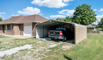 1004 Baretta Ct, Aurora, MO 65605
