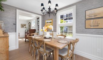 9 Anthony St, Newport, RI 02840