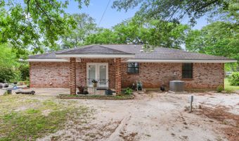 15 Hundley Rd, Carriere, MS 39426