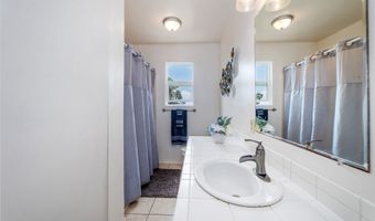 87-3476 MAMALAHOA Hwy, Captain Cook, HI 96704