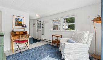 12 Cherry St, Bath, ME 04530