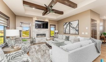 305 S Heritage Rd, Brandon, SD 57005