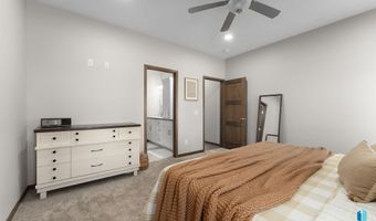 500 E Cairos Pl, Brandon, SD 57005