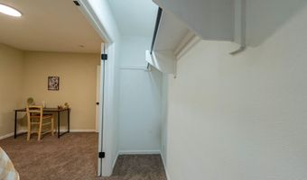 2312 N 200 E, Anderson, IN 46012