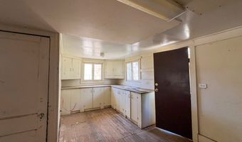 605 N 3rd St, Alpine, TX 79830