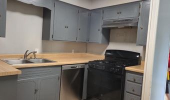 305 S Border St F, Benton, AR 72015