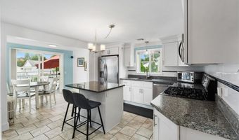 32 Waterman Ave, Johnston, RI 02919