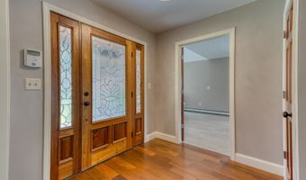 287 S Bear Hill Rd, Chaplin, CT 06235