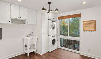 755 FAIRVIEW Avenue Unit 755 D 755 D, Annapolis, MD 21403