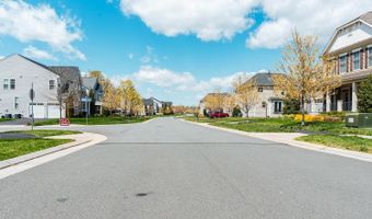 24814 BARRINGTON GROVE Ct, Aldie, VA 20105