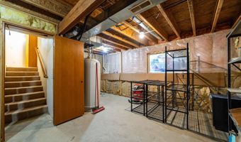 220 S Augusta Ave, Brandon, SD 57005