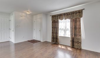 944 Angus Ln, Indianapolis, IN 46217
