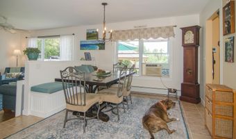488 Kittredge Rd, Barton, VT 05822