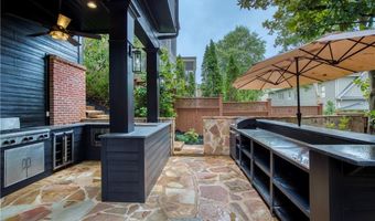 2975 Woodvale Ct, Alpharetta, GA 30022