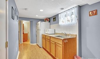 85 Avenel St, Avenel, NJ 07001
