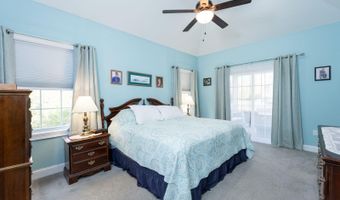 58 Granite Ln, Chester, NH 03036