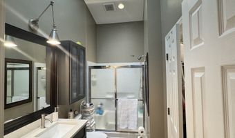 7327 Oak Knoll Dr, Indianapolis, IN 46217