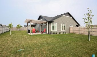 2729 E Palmer St, Brandon, SD 57005