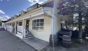 748 Calef Hwy, Barrington, NH 03825
