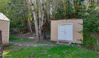 6962 Oak St, Bonners Ferry, ID 83805