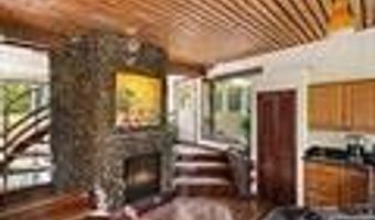 1444 W Kuiaha, Haiku, HI 96708
