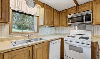 166 Lynch St SE, Acworth, GA 30101