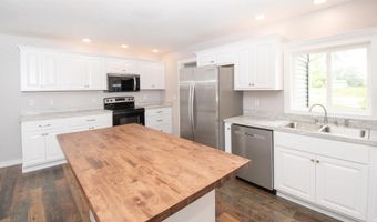 3046 Long Lake Rd, Albion, IN 46701