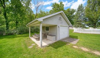 3395 Hartley Dr, Adrian, MI 49221