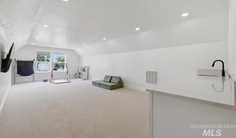 13958 Raptor Ln, Caldwell, ID 83607