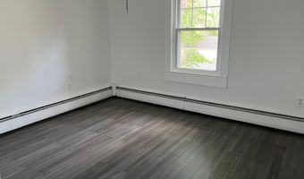 724 W Bay Ave, Barnegat, NJ 08005