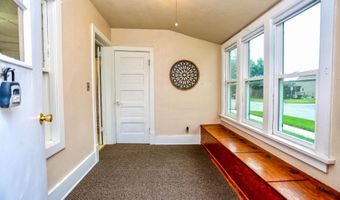 101 SW 8th Ave, Aberdeen, SD 57401